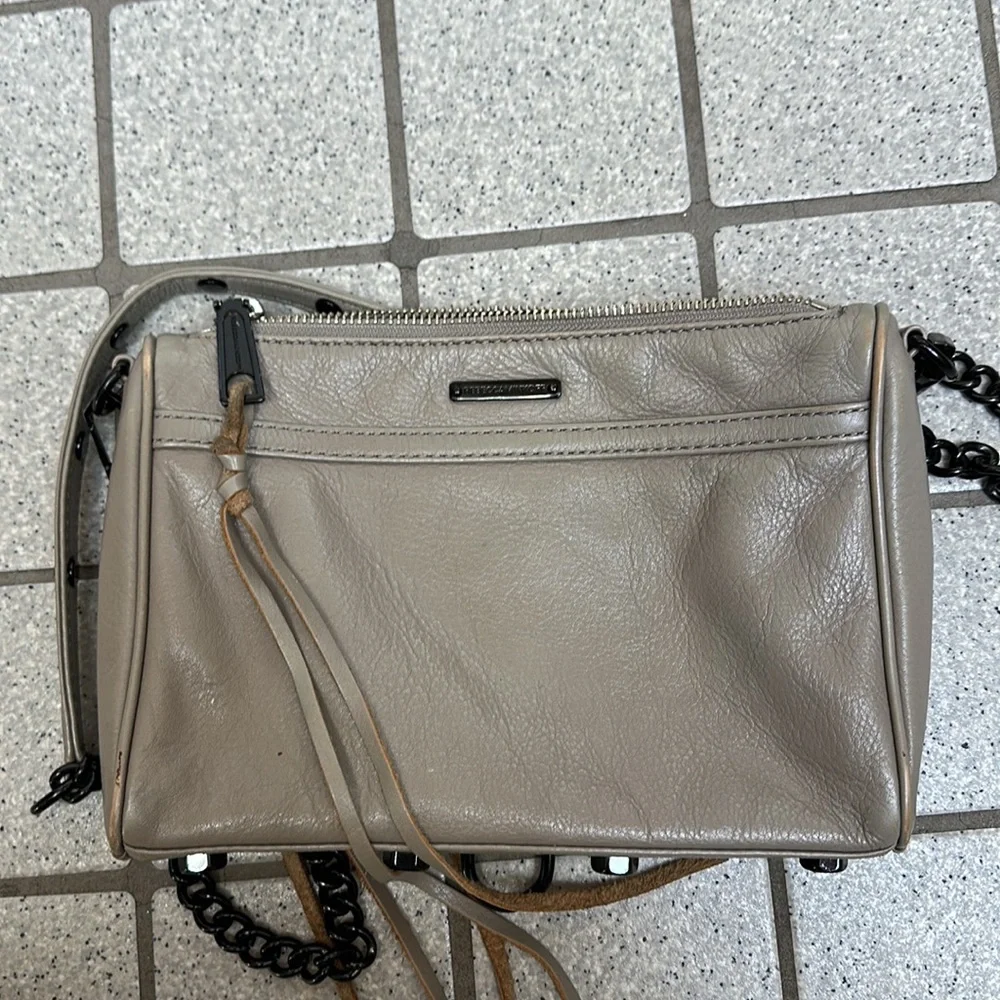 Rebecca Minkoff mini gray crossbody rareblack metal hardware excellent condition - Picture 2 of 12